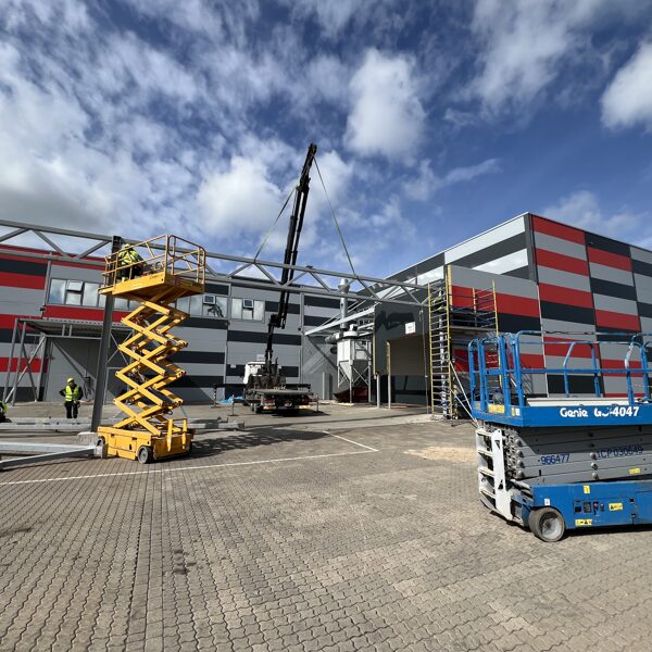 Esošās ražošanas ēkas un ofisa pārbūve